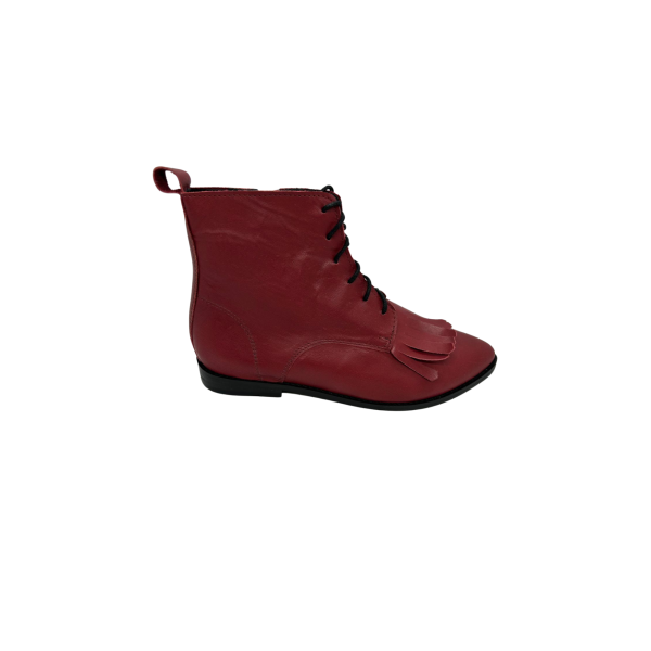 Bota em pele sauvage vermelho com franja, forro e palmilha de conforto em pele, sola neolite com salto de 2 cm