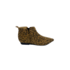 Bota em pele leopardo com forro e palmilha de conforto em pele, sola neolite antiderrapante com salto de 2,5 cm