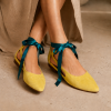 sabrina_pele_Beatriz_amarelo e turquesa_look