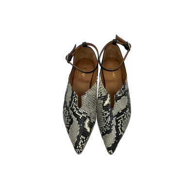 sapato-pele-raquel_cobra snake_cinza_1 Sapato em pele print cobra com nuances cinza, traseiro em pele sauvage cinza, forro e palmilha de conforto em pele, cunha embutida de 2cm, sola antiderrapante